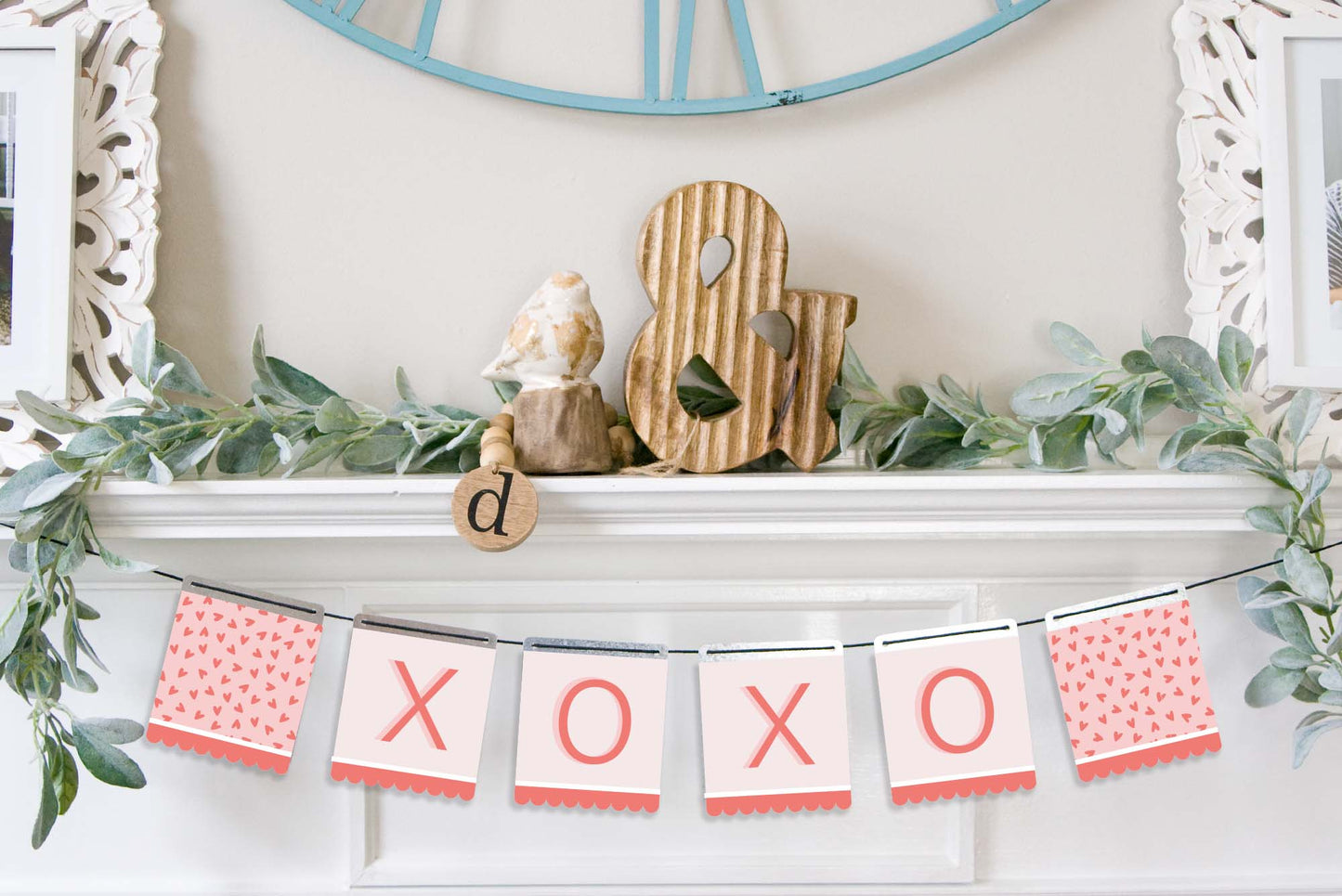Magnetic Banner Insert: XOXO with Scalloped Edge (Spring/Valentine's) | Magnetic Banner INSERTS ONLY