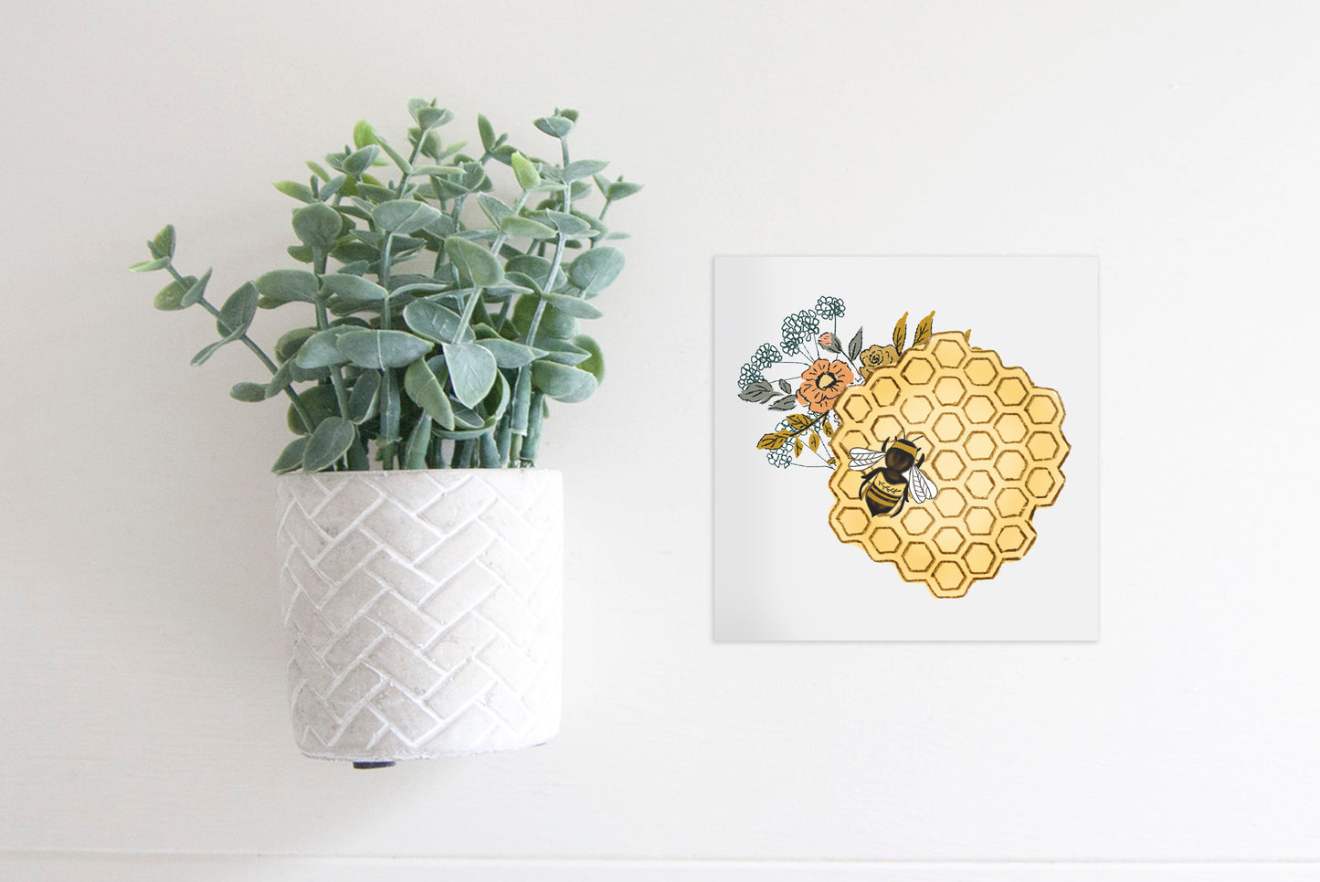 MINI Sign Insert Only: Bee and Honeycomb (Spring/Summer) | Magnetic Sign INSERT ONLY