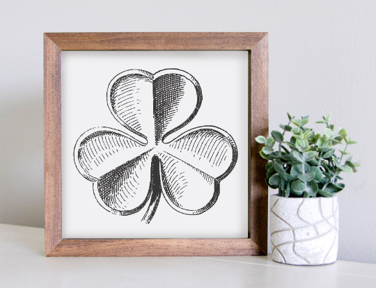 Medium Size Sign Insert: Shamrock Sketch B&W ((St. Patrick's/Spring) | Magnetic Sign INSERT ONLY