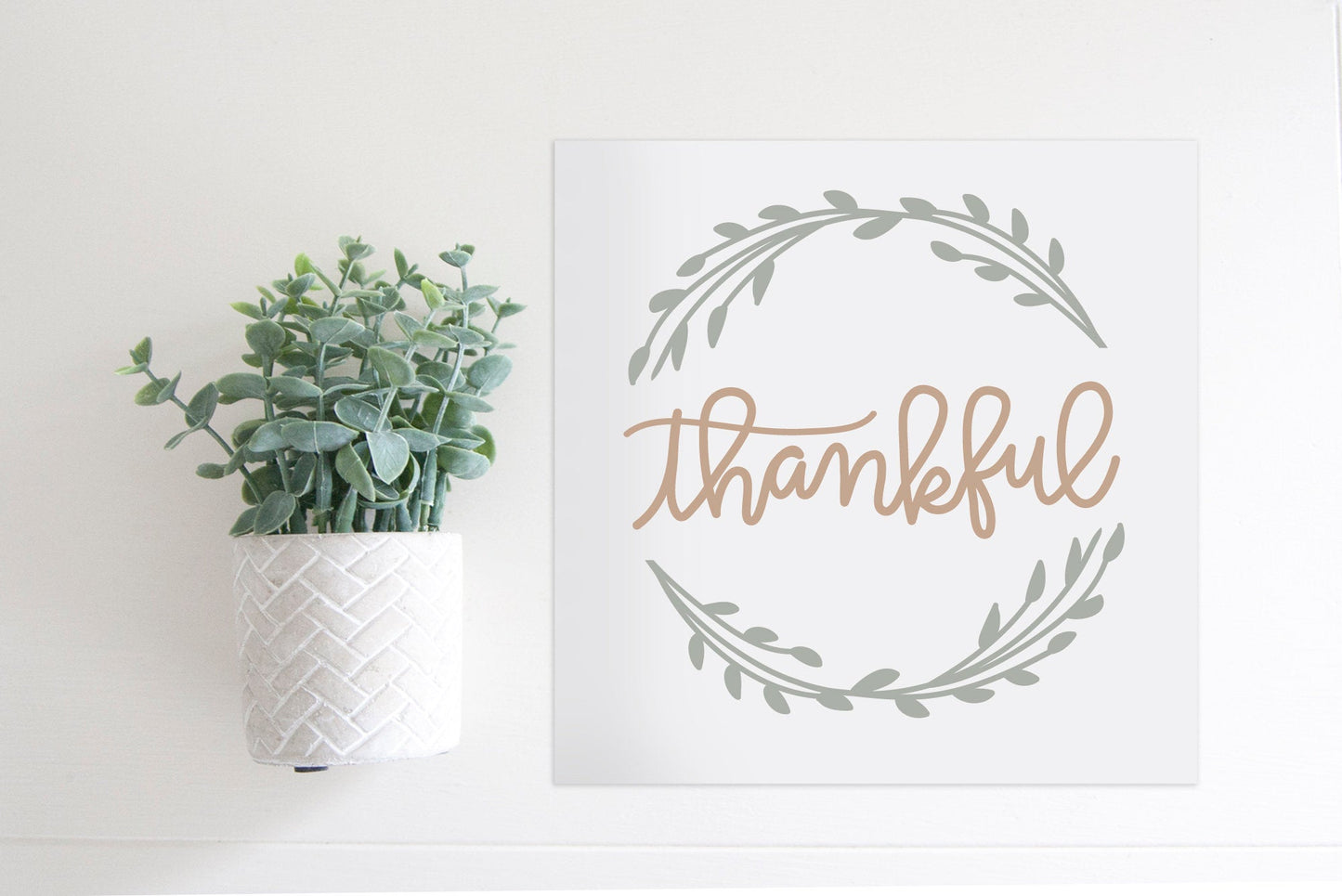 Medium Size Sign Insert: Thankful with Wreath Color (Fall) | Magnetic Sign INSERT ONLY