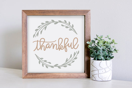 Medium Size Sign Insert: Thankful with Wreath Color (Fall) | Magnetic Sign INSERT ONLY