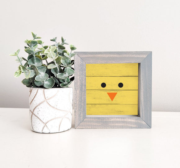 SLIGHTLY FLAWED MINI Sign Insert Only: Easter Chick on Faux Wood (Spring) | Magnetic Sign Insert Only